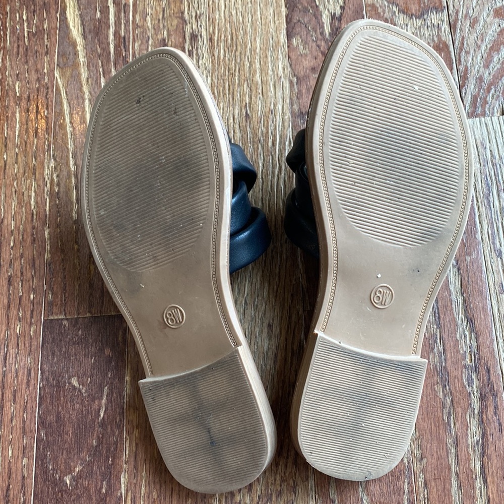 A New Day Sandals - Picture 5 of 6
